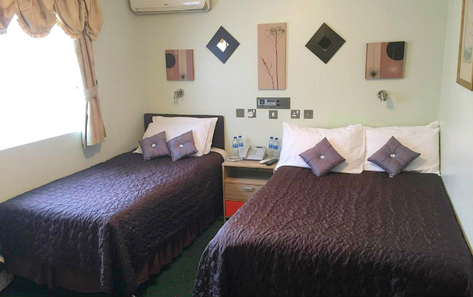 Triple room at Park Avenue Hotel London