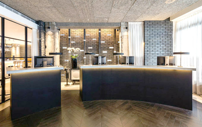 You will receive a friendly welcome from Reception at the hotel