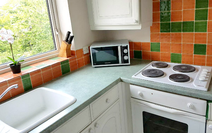 kitchen at Woodstock Guest House Croydon