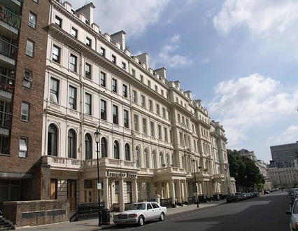 Click here to Book Accommodation near Lancaster Gate, London