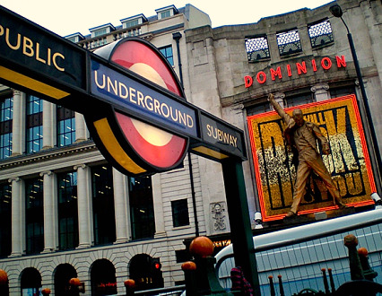 Click here to Book Accommodation near Tottenham Court Road, London