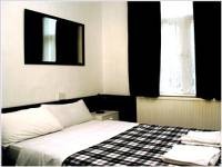 A typical basic double at Apollo Hotel London