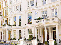 St Joseph Hotel London