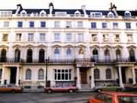 Clearlake Hotel in Kensington