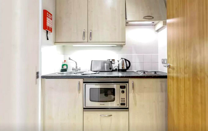 kitchen at Somerset Kensington Gardens Apartments
