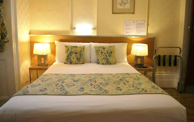 Double Room at Falcon Hotel London