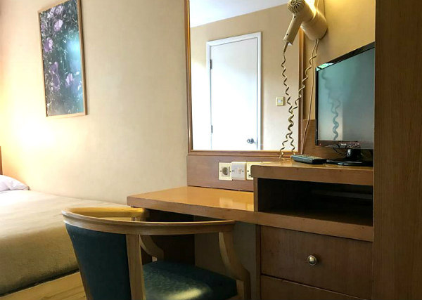 Room facilities at Beverley City Hotel