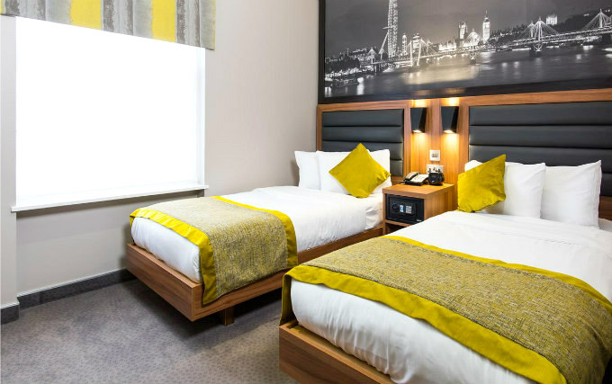 Twin room at Court Hotel London