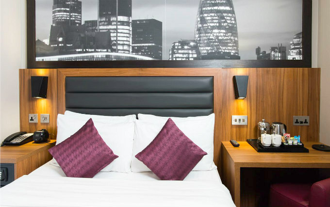 Double Room at Court Hotel London