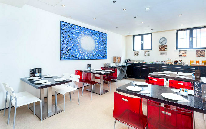 Relax and enjoy your meal in the Dining room at Avni Kensington Hotel