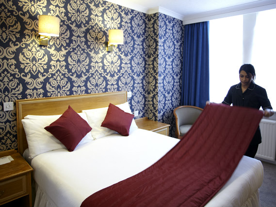 A double room at Best Western Cumberland Hotel is perfect for a couple