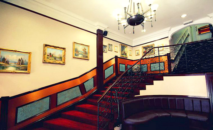 Common areas at Alexander Thomson Hotel