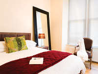 Luxurious Double Bedroom at Heritors Residences at Glasgow Park Circus