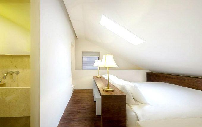 A comfortable double room at Prince Regent Hotel London