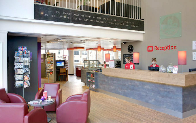 The staff at Meininger Hotel London will ensure that you have a wonderful stay at the hotel