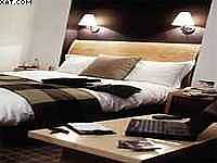 A typically modern room at Holiday Inn Bloomsbury