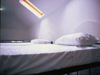 Browns Hostel Dublin has shared dormitory rooms