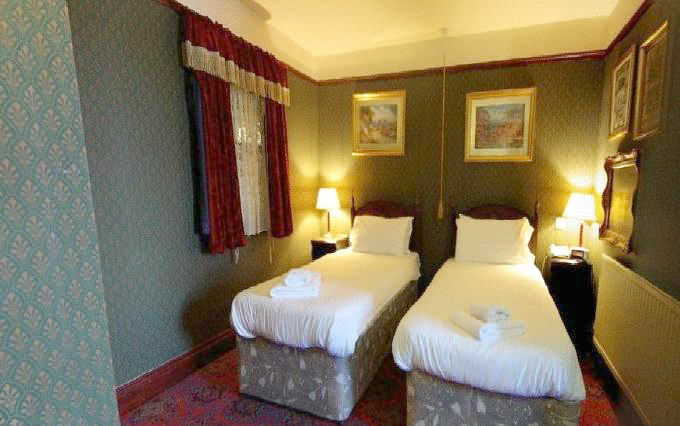 A typical twin room at Birmingham Best Inn
