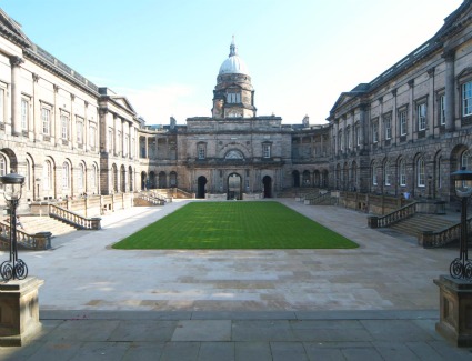 Book Apartments in Edinburgh