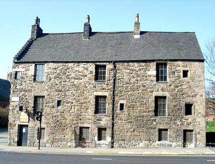 Book a hotel near Provands Lordship