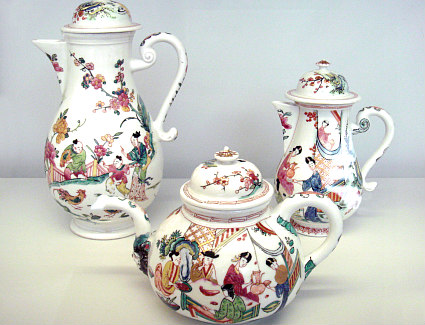 Book a hotel near The Ceramic Experience