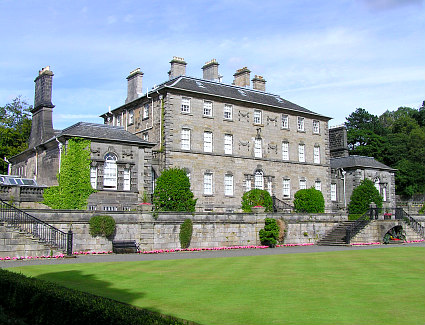 Book a hotel near Pollok House