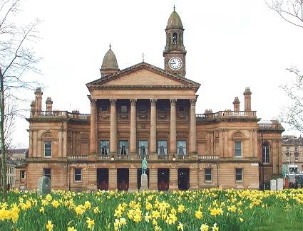 Book Accommodation in Paisley