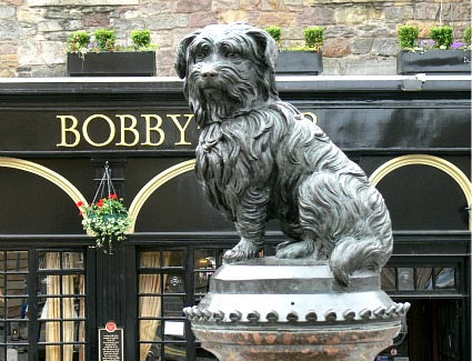 Book a hotel near Greyfriars Bobby Memorial