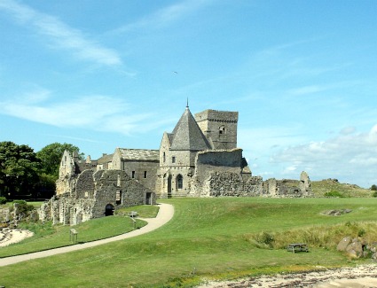 Book a hotel near Inchcolm Abbey
