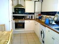 A typical shared kitchen at the Fulbourne House