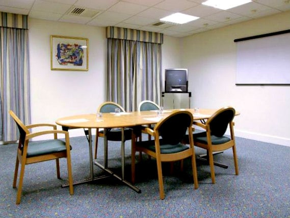 Business guests will appreciate the conference room at Holiday Inn Express London Royal Docks Docklands