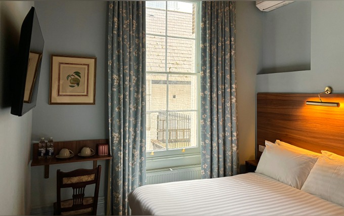 A typical double room at The Norfolk Paddington