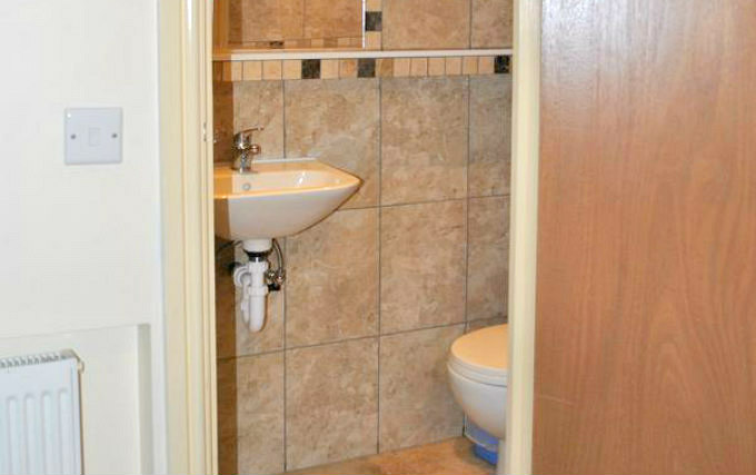 A typical bathroom at Carlton Hotel