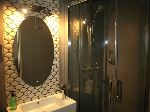 Un bagno dell'Chelsea House Hotel