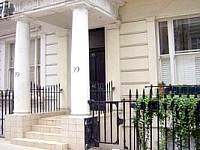 Entrance to 39 Suites London