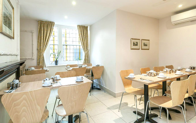 Enjoy a great breakfast at Rose Court Hotel