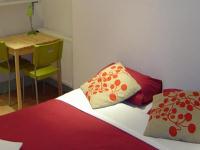 A Typical Double Studio at Hyde Park Budget Apartments