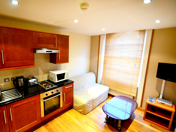 Un posto per mangiare a Hyde Park Suites