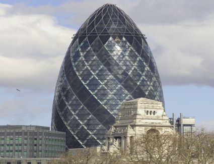 Prenotare un hotel in The Gherkin