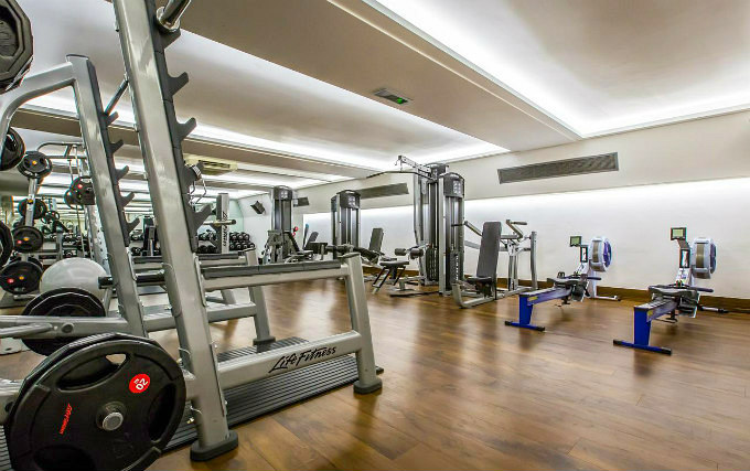 Gym at Holiday Inn London Kensington
