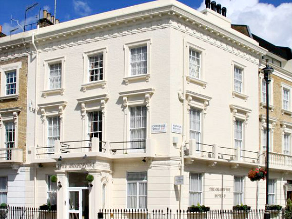 Grapevine Hotel is situated in a prime location in Victoria close to Eccleston Square