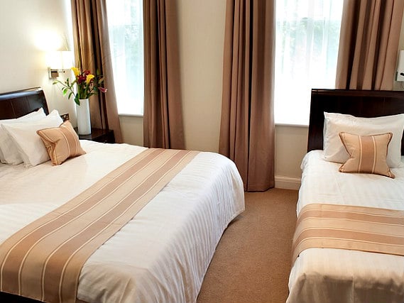 Triple rooms at Abcone Hotel London are the ideal choice for groups of friends or families