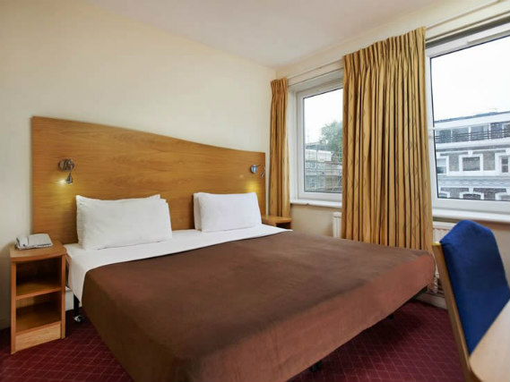 Double Room at Ambassadors Hotel London Kensington