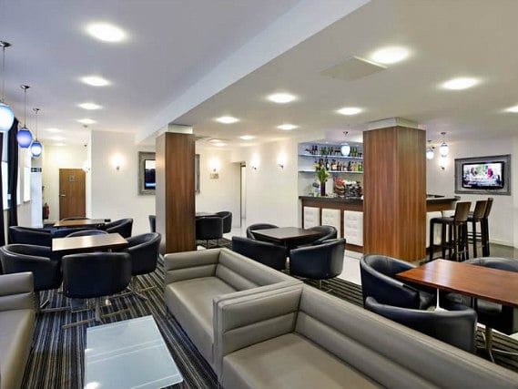 The lounge room at Ambassadors Hotel London Kensington