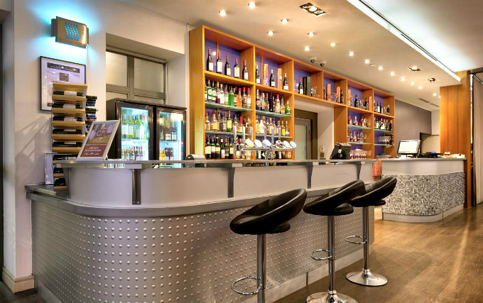Bar at Ambassadors Hotel London
