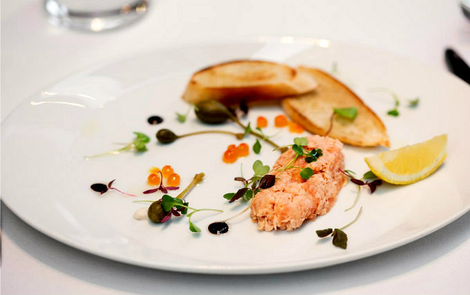 Enjoy a delicious Breakfast at Ambassadors Hotel London