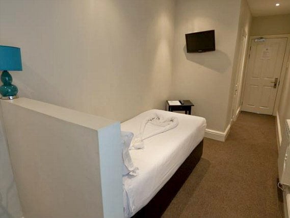 Una camera singola al 27 Paddington Hotel