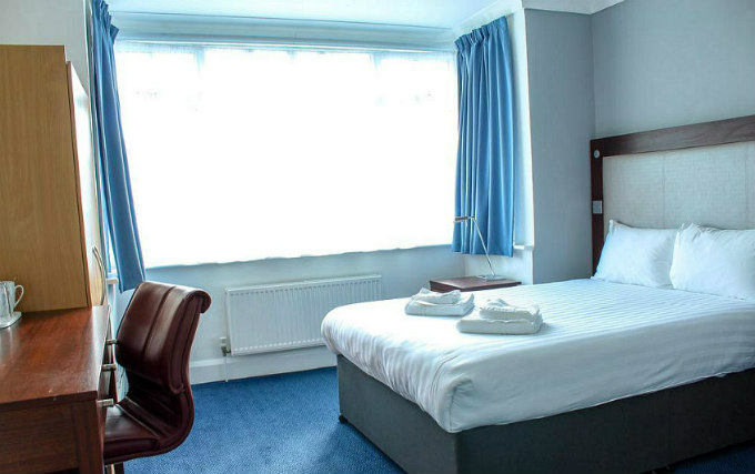 A typical double room at Heathrow Lodge