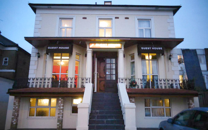 The exterior of Ealing Guest House