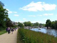 Walk the Thames Path